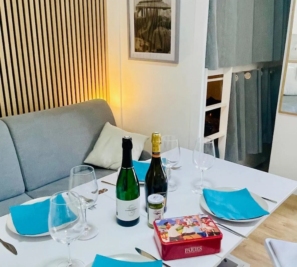 Apartment Studio Avec Piscine Face A La Mer Biarritz France