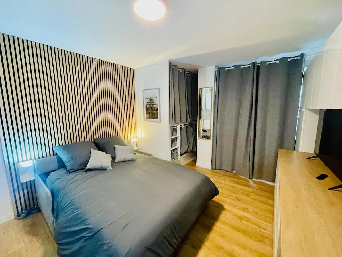 Daire Studio Avec Piscine Face A La Mer Biarritz