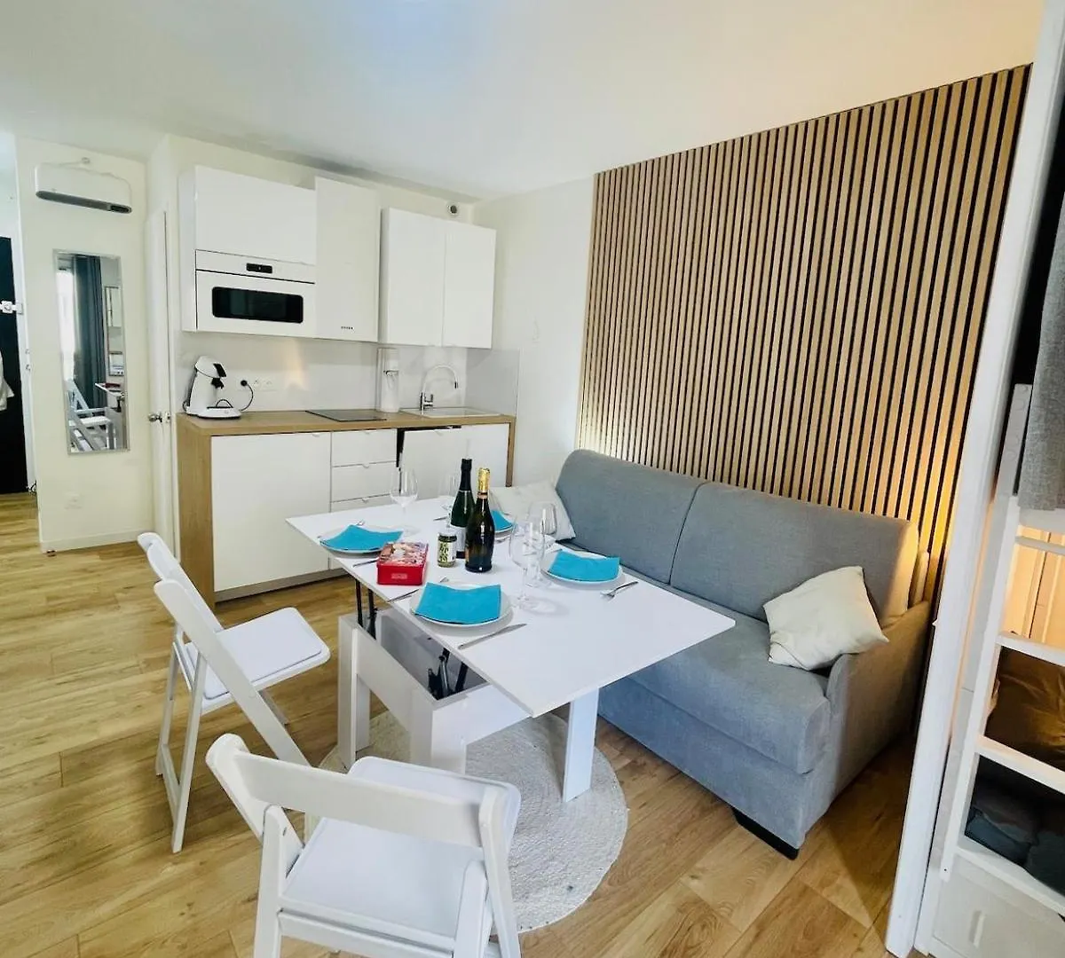 Studio Avec Piscine Face A La Mer Biarritz Fransa